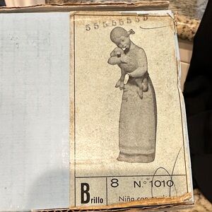 Lladro #1010 - Girl with Lamb